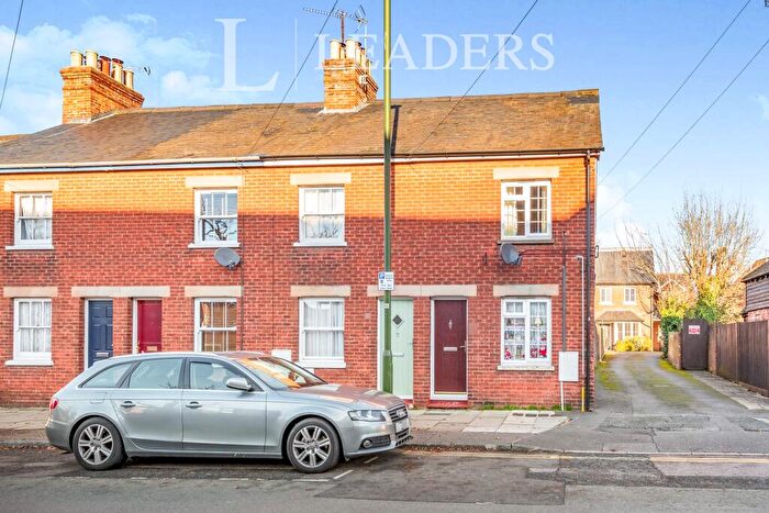 1 Bedroom Flat To Rent In Bishopric, RH12