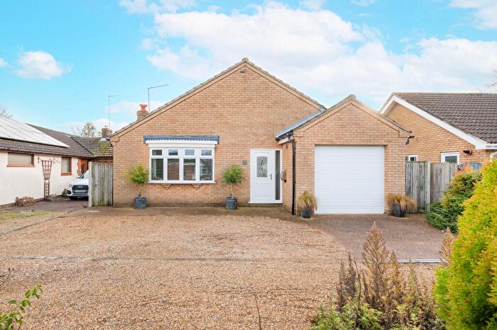 3 Bedroom Detached Bungalow For Sale In Manor Park Road, Corton, NR32