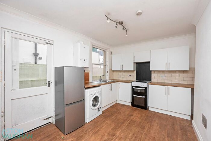 1 Bedroom Flat To Rent In Sackville Road, Hove, BN3