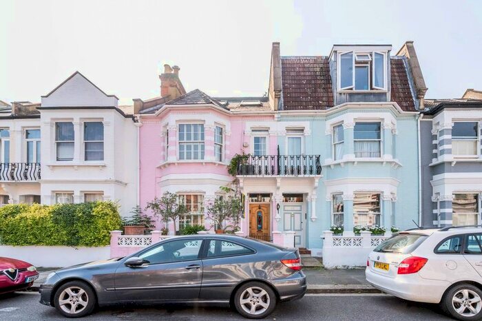 5 Bedroom Property To Rent In Burnfoot Avenue, Fulham, London, SW6