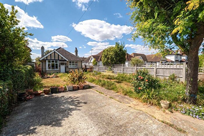 3 Bedroom Bungalow For Sale In Rose Walk, Goring-By-Sea, BN12