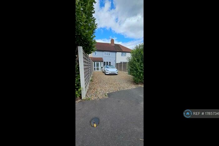 3 Bedroom Terraced House To Rent In Browning Avenue, Surrey, KT4