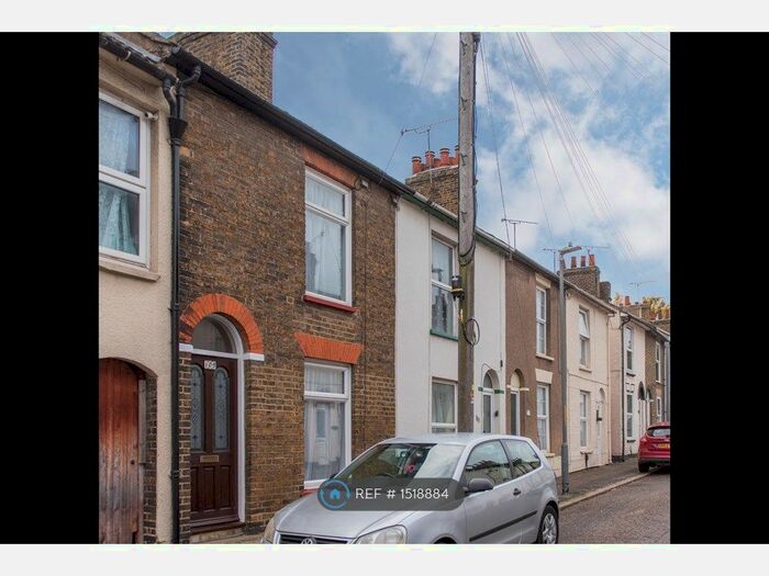 3 Bedroom Terraced House To Rent In Charlotte Street, Sittingbourne, ME10