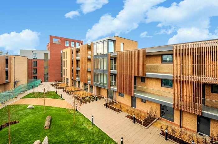 1 Bedroom Flat To Rent In Claremont Villas, Southampton Way, London, SE5