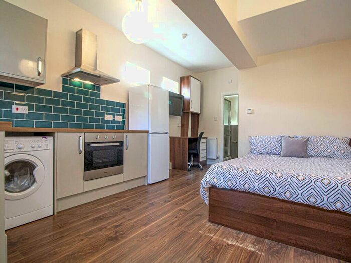 Studio To Rent In Hyde Street, Leeds, West Yorkshire, LS2