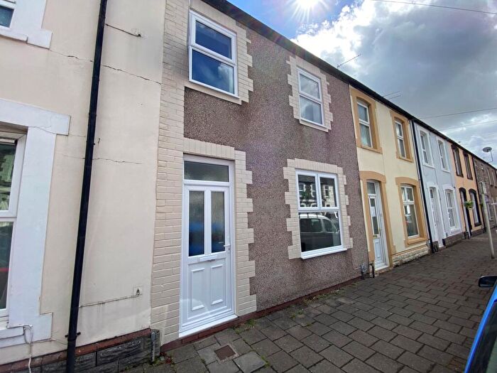 2 Bedroom Terraced House To Rent In Bradley Street, Broadway, Cardiff, CF24