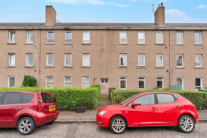 2 Bedroom Flat For Sale In Whitson Terrace, Edinburgh, EH11