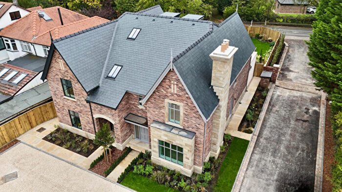 4 Bedroom Semi Detached House For Sale In Adlington Road, Wilmslow, SK9