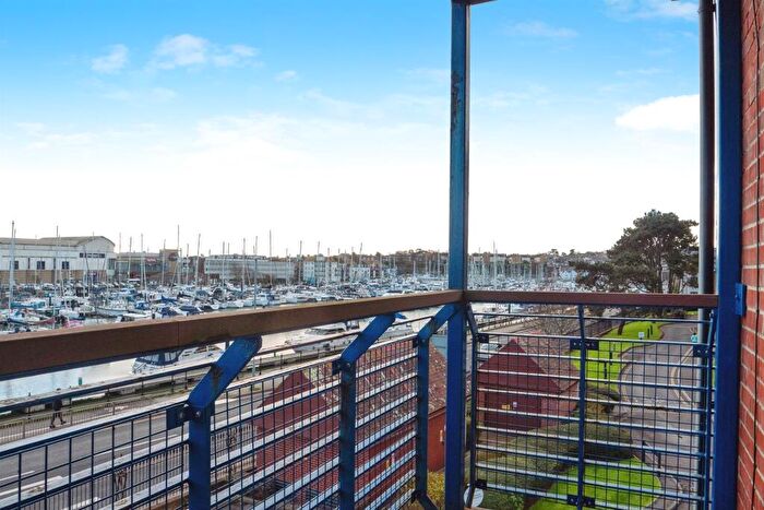 2 Bedroom Apartment To Rent In Corscombe Close, Weymouth, DT4