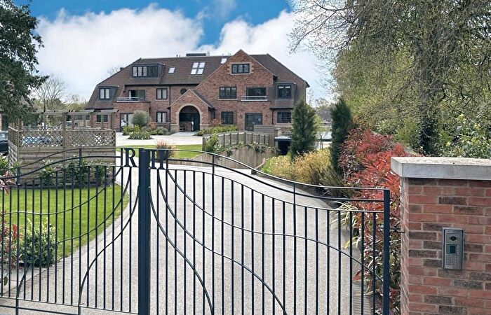 2 Bedroom Apartment For Sale In Nicker Hill, Keyworth, Nottingham, Nottinghamshire, NG12