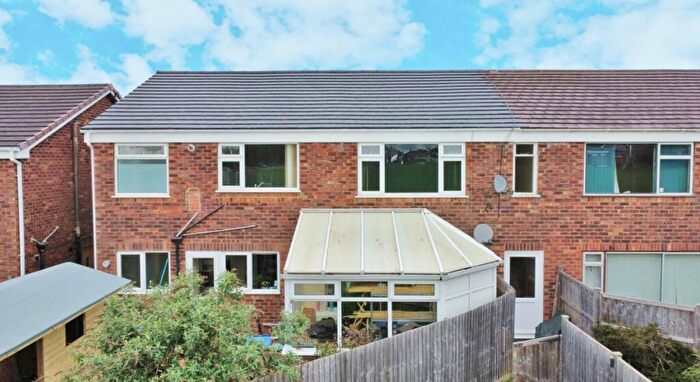 3 Bedroom Maisonette For Sale In Hatherell Road, Radford Semele, CV31