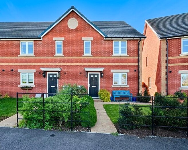 3 Bedroom End Of Terrace House For Sale In Sorrel Street, Calne, SN11