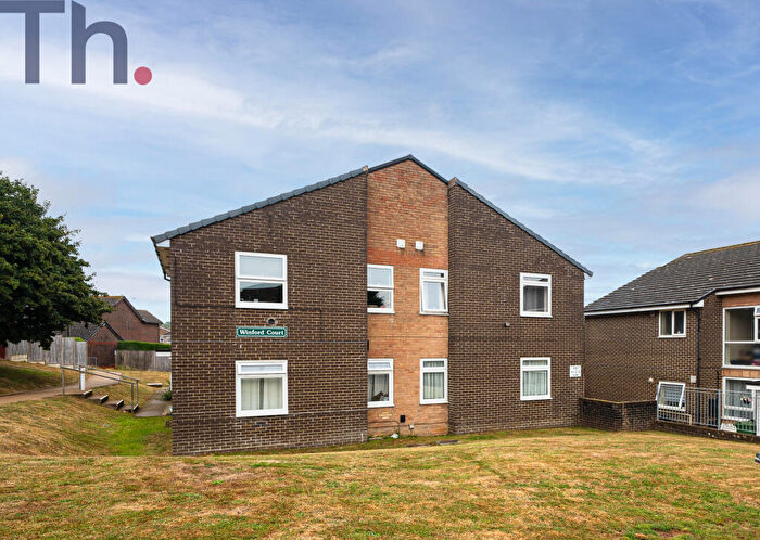2 Bedroom Flat For Sale In Winford, Sandown, Isle Of Wight, PO36