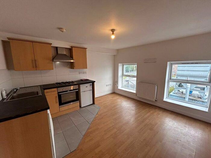 1 Bedroom Flat To Rent In Belmont View, Liveprool, L6