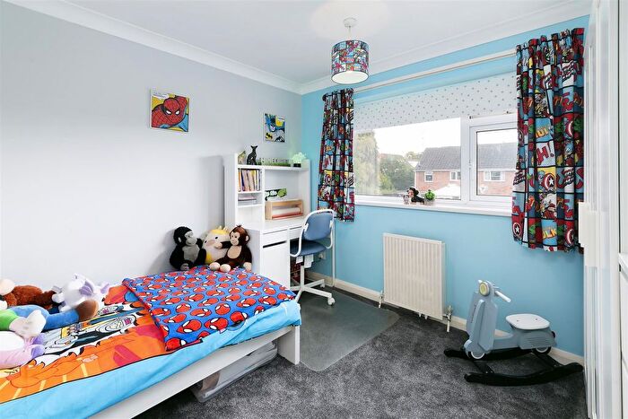 4 Bedroom Detached House For Sale In Burnby Lane, Pocklington, York, YO42