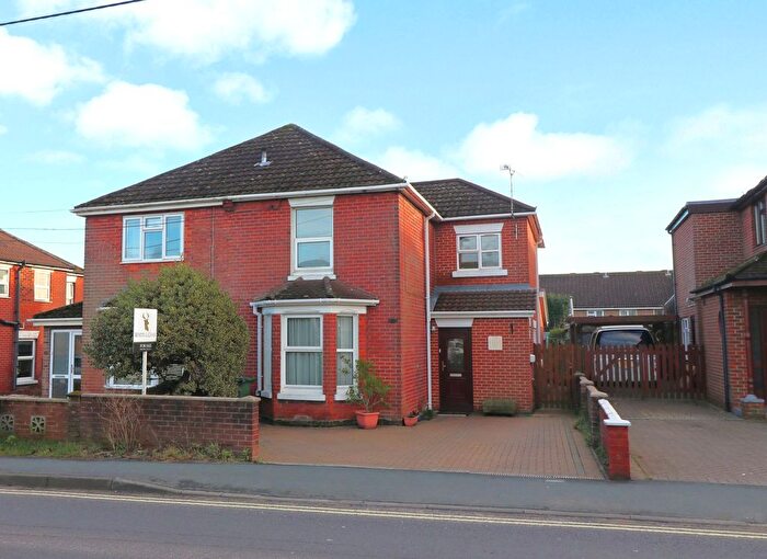 3 Bedroom Semi-Detached House For Sale In Upper Northam Road, Hedge End, SO30