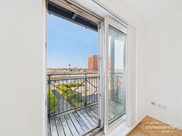 2 Bedroom Apartment To Rent In Waterloo Road, Liverpool, L3