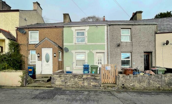 2 Bedroom Terraced House For Sale In Hyfrydle Road, Talysarn, Caernarfon, LL54