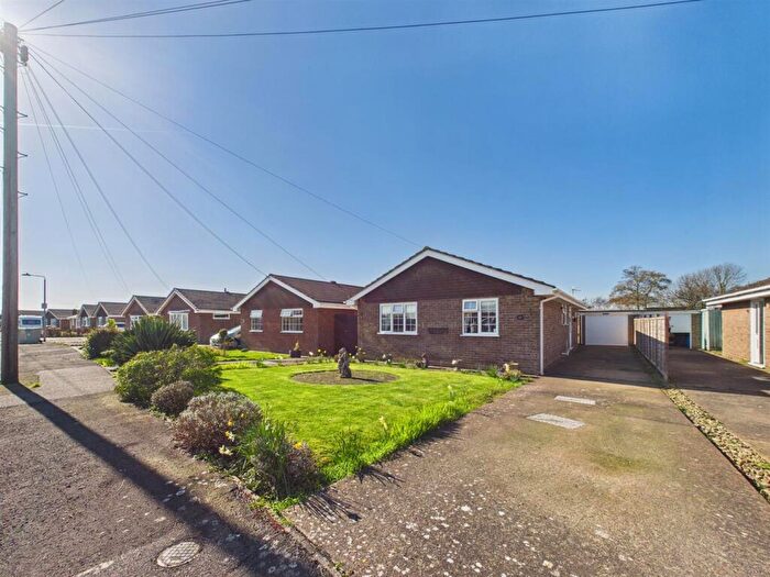3 Bedroom Detached Bungalow For Sale In Marian Avenue, Mablethorpe, LN12