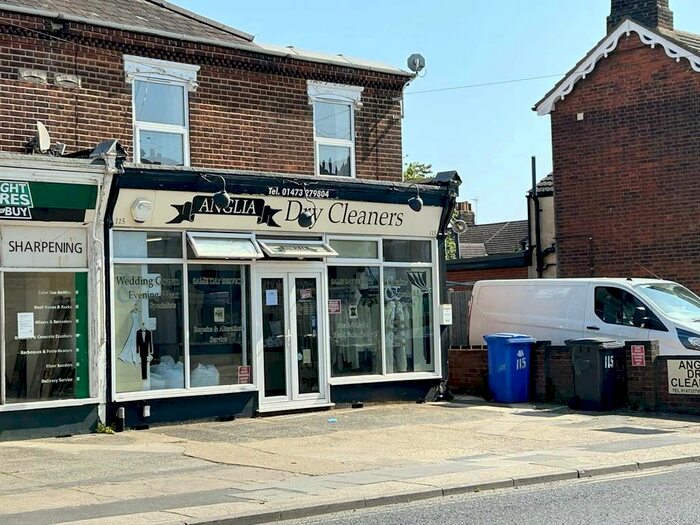 2 Bedroom Flat To Rent In Felixstowe Road, Ipswich, Suffolk, IP3