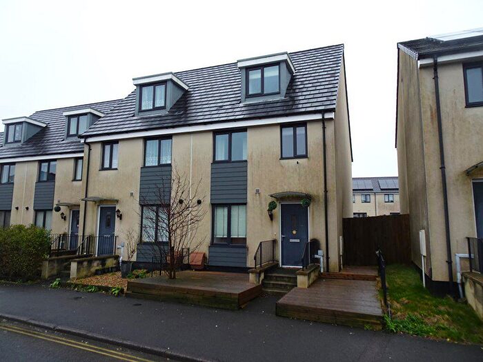 4 Bedroom House To Rent In Ham Drive, Plymouth, Devon, PL2