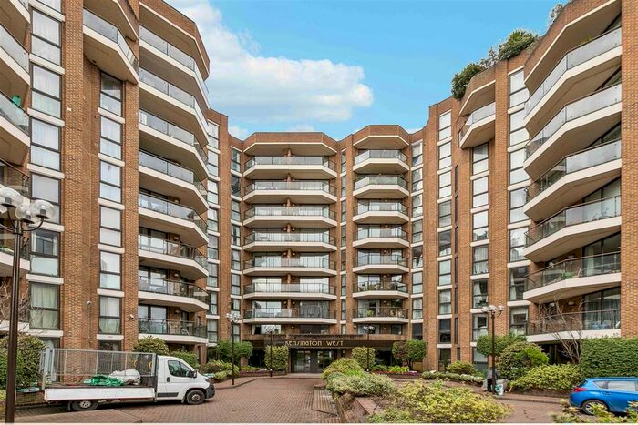 2 Bedroom Flat To Rent In Kensington West, Blythe Road, London, W14