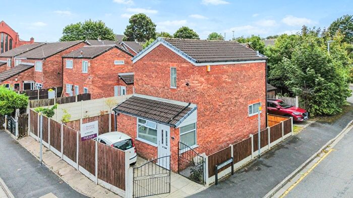3 Bedroom Detached House For Sale In Peter Street, St. Helens, WA10