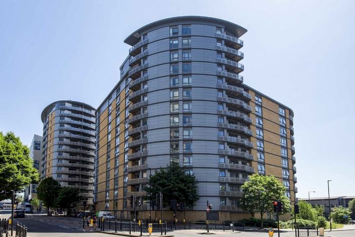 2 Bedroom Flat To Rent In Victoria Road, London, W3