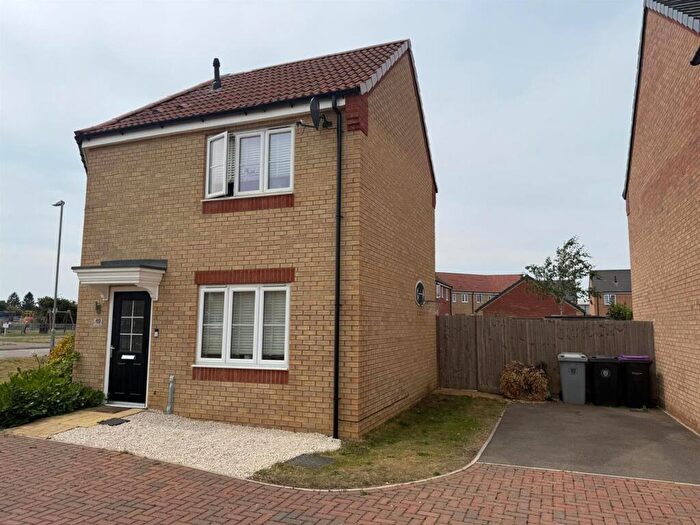 3 Bedroom House For Sale In Harrier Way, Market Deeping, PE6