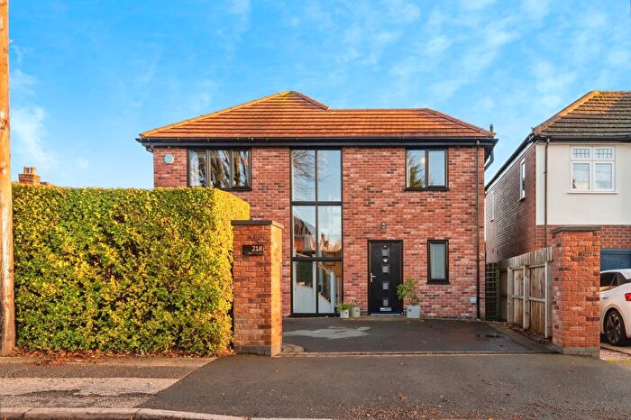 3 Bedroom Detached House For Sale In Kenrick Road, Nottingham, NG3