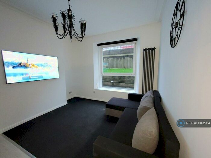 2 Bedroom Flat To Rent In Menzies Road, Aberdeen, AB11