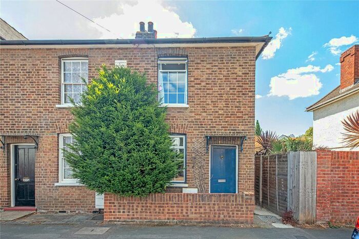 2 Bedroom Semi-Detached House To Rent In Park Road, Hampton Wick, Kingston Upon Thames, KT1