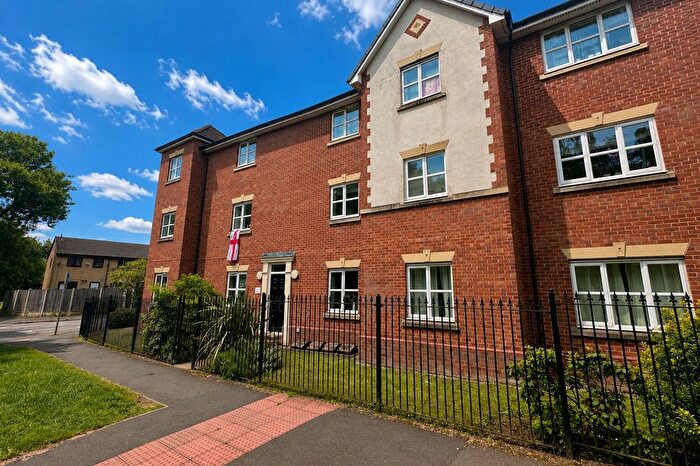 2 Bedroom Flat For Sale In Greenwood Road, Manchester, M22