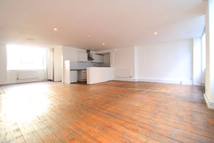Studio To Rent In Ebenezer Street, London, N1