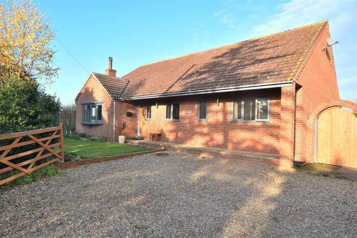 4 Bedroom Detached Bungalow For Sale In Bakers Lane, Westborough, Newark NG23