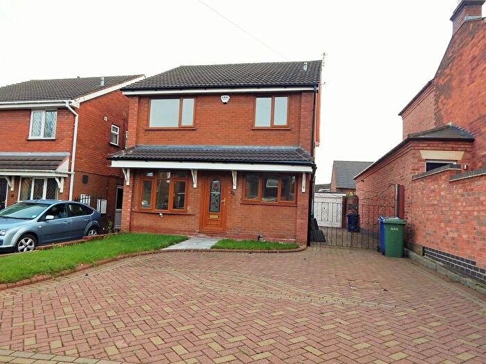 4 Bedroom Detached House To Rent In Old Hednesford Road, Cannock, WS11
