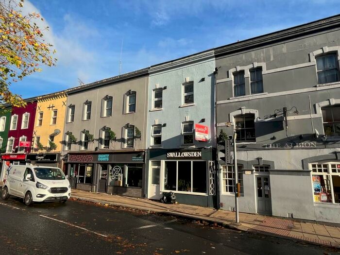 2 Bedroom Flat To Rent In Winchester City Centre, SO23