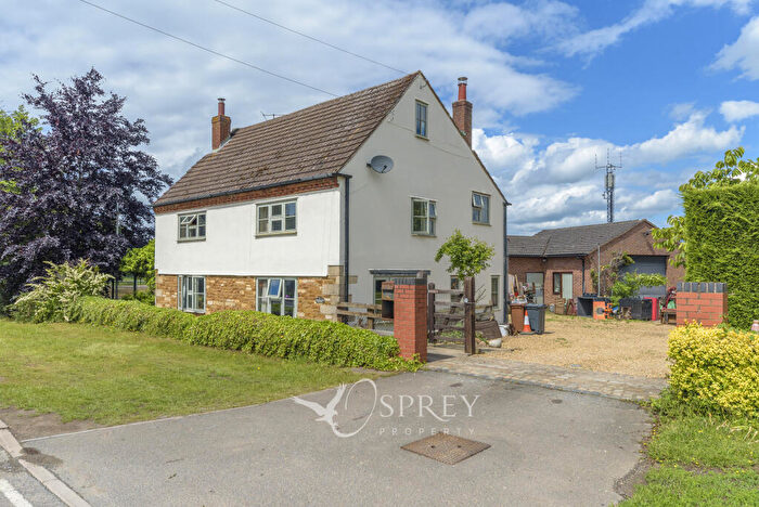 4 Bedroom Detached House For Sale In Waltham Road, Thorpe Arnold, Melton Mowbray, LE14