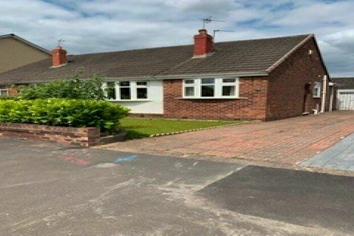 2 Bedroom Bungalow To Rent In Gainsborough Road, Warrington, WA4