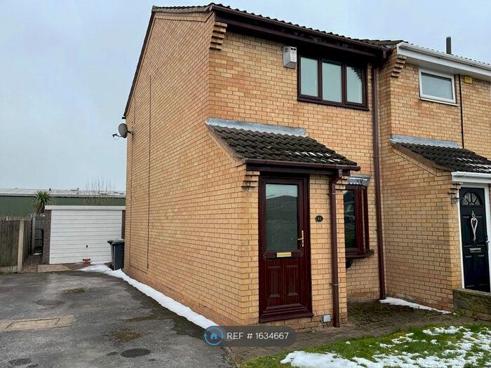 2 Bedroom Semi-Detached House To Rent In Swindon Close, Nottingham, NG16