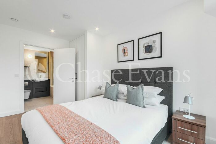 1 Bedroom Flat To Rent In Western Gateway, Royal Eden Docks, London, E16