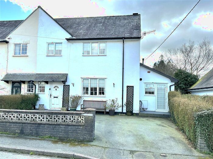 4 Bedroom Semi-Detached House For Sale In Garden Suburb, Llanidloes, SY18