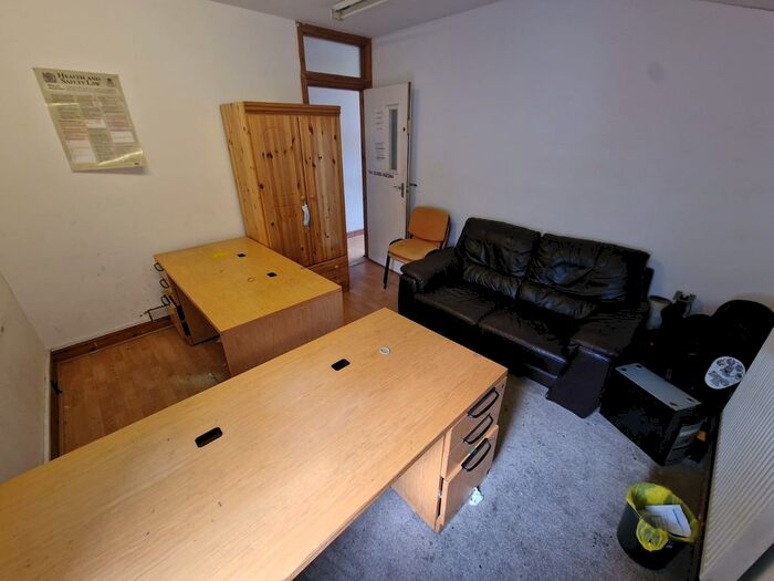 Office To Rent In Leagrave Road, Luton, Bedfordshire, LU4