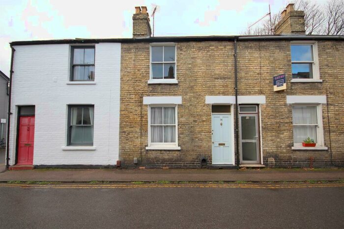2 Bedroom House To Rent In Mawson Road, Cambridge, CB1