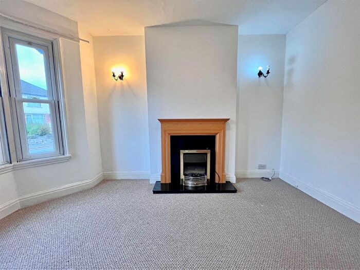 3 Bedroom End Of Terrace House To Rent In Walsgrave Road, Coventry, CV2