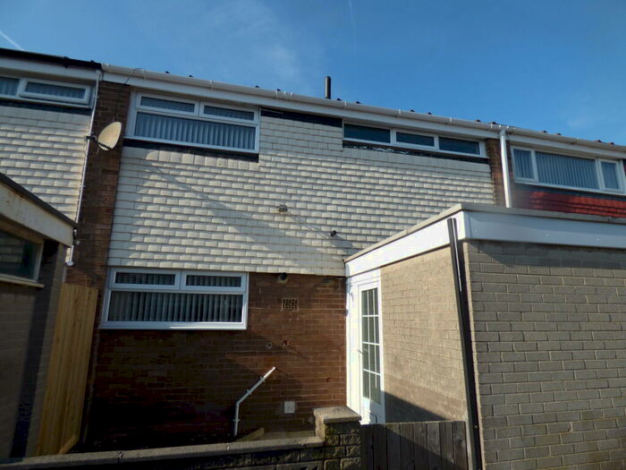 3 Bedroom House To Rent In Atherton Rake, Netherton, L30