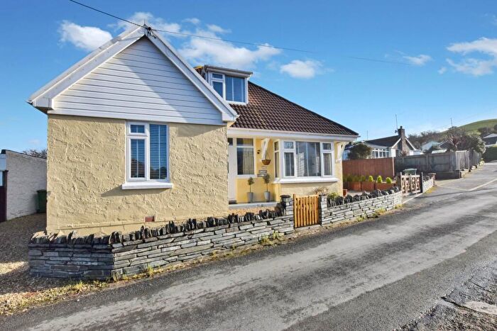 4 Bedroom Detached Bungalow For Sale In Instow, Bideford, EX39