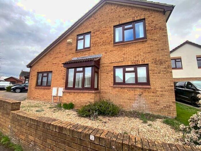 4 Bedroom Detached House To Rent In Westfield, Radstock, BA3