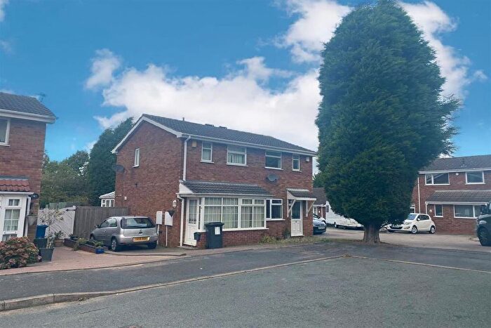 2 Bedroom Property To Rent In Torside, Wilnecote, Tamworth, B77