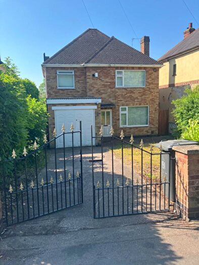 3 Bedroom Detached House To Rent In Knighton Lane East, Leicester, LE2